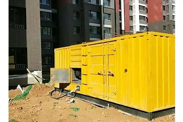 景县发电机租赁中燃油压力过低会对发动机的哪些部件造成损坏？